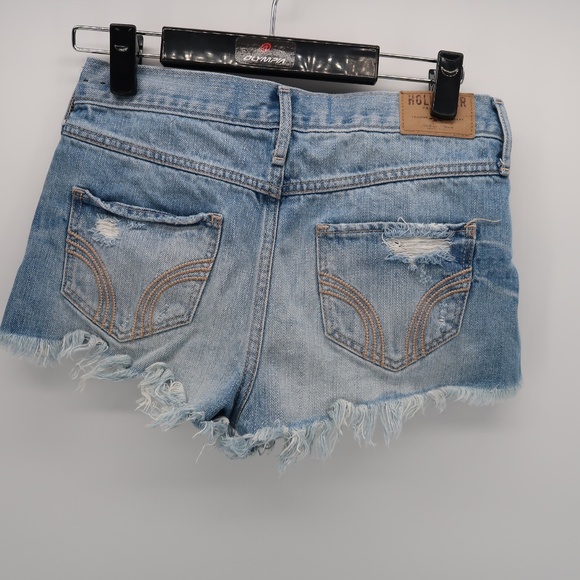 Hollister Embroidered Jean Shorts Distressed Sz 1 - Picture 3 of 5